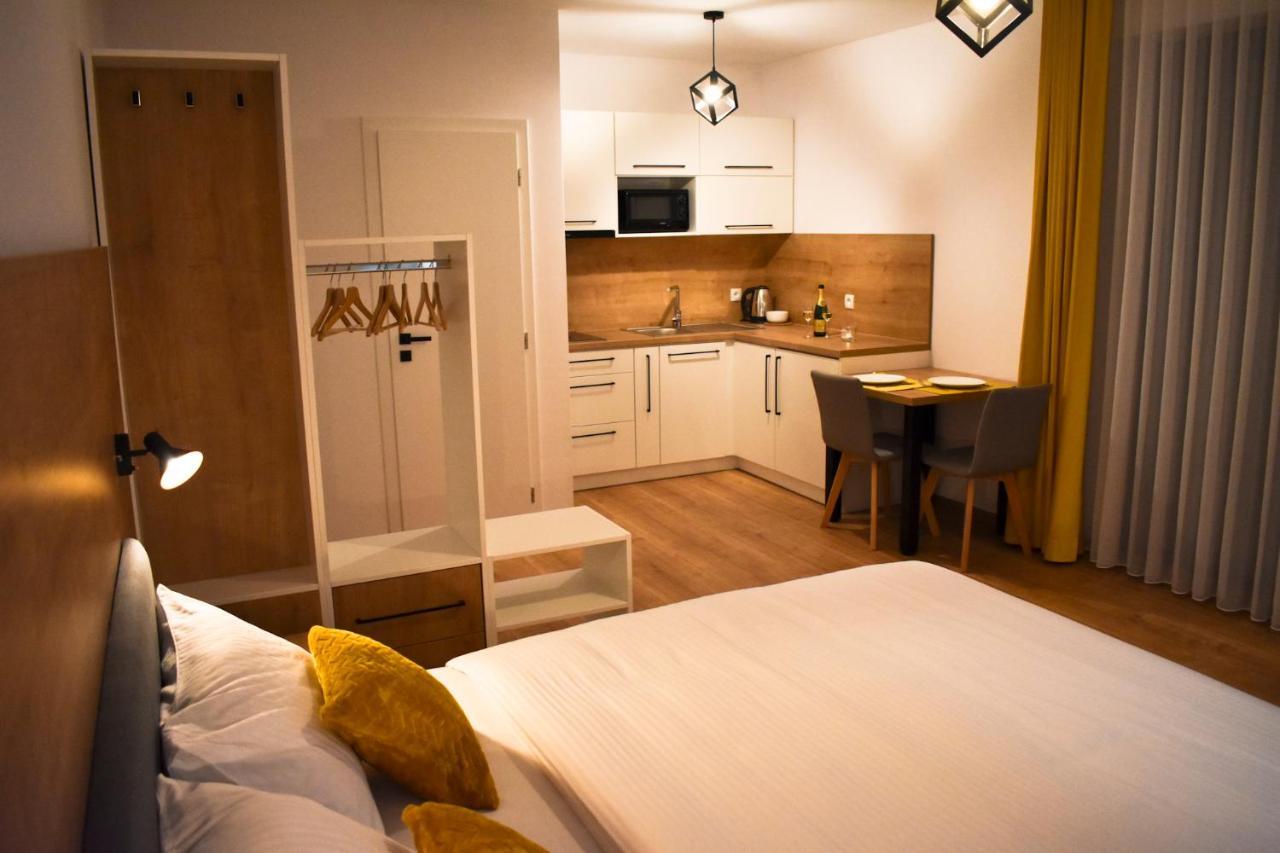 Apartmany Runi Стара Лесна Екстер'єр фото